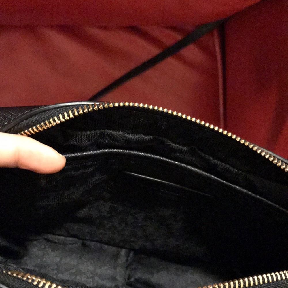 Black Michael Kors crossbody